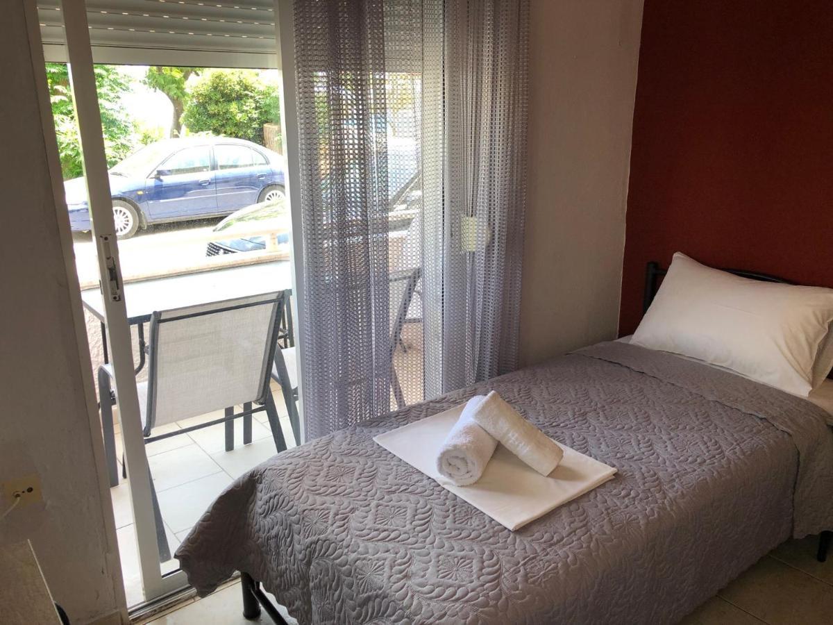 Eudokia Rooms Сарти Екстериор снимка