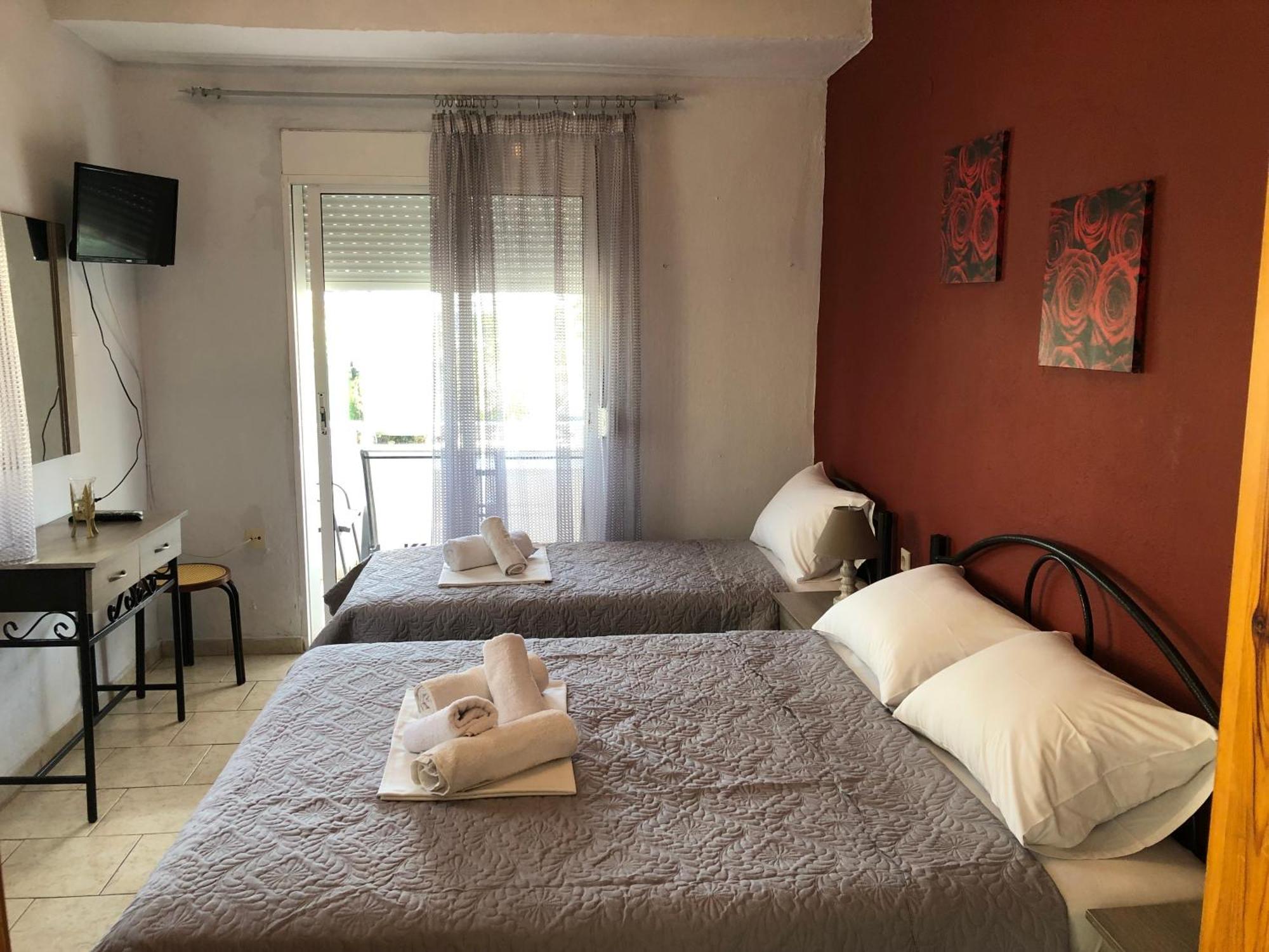 Eudokia Rooms Сарти Екстериор снимка