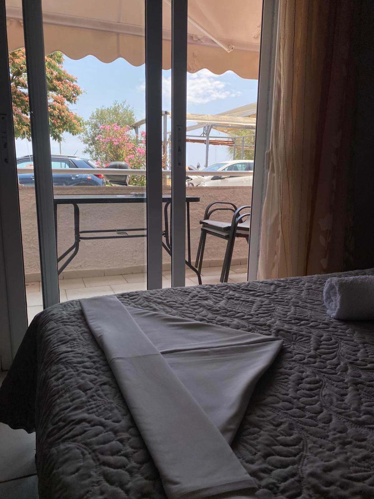 Eudokia Rooms Сарти Екстериор снимка