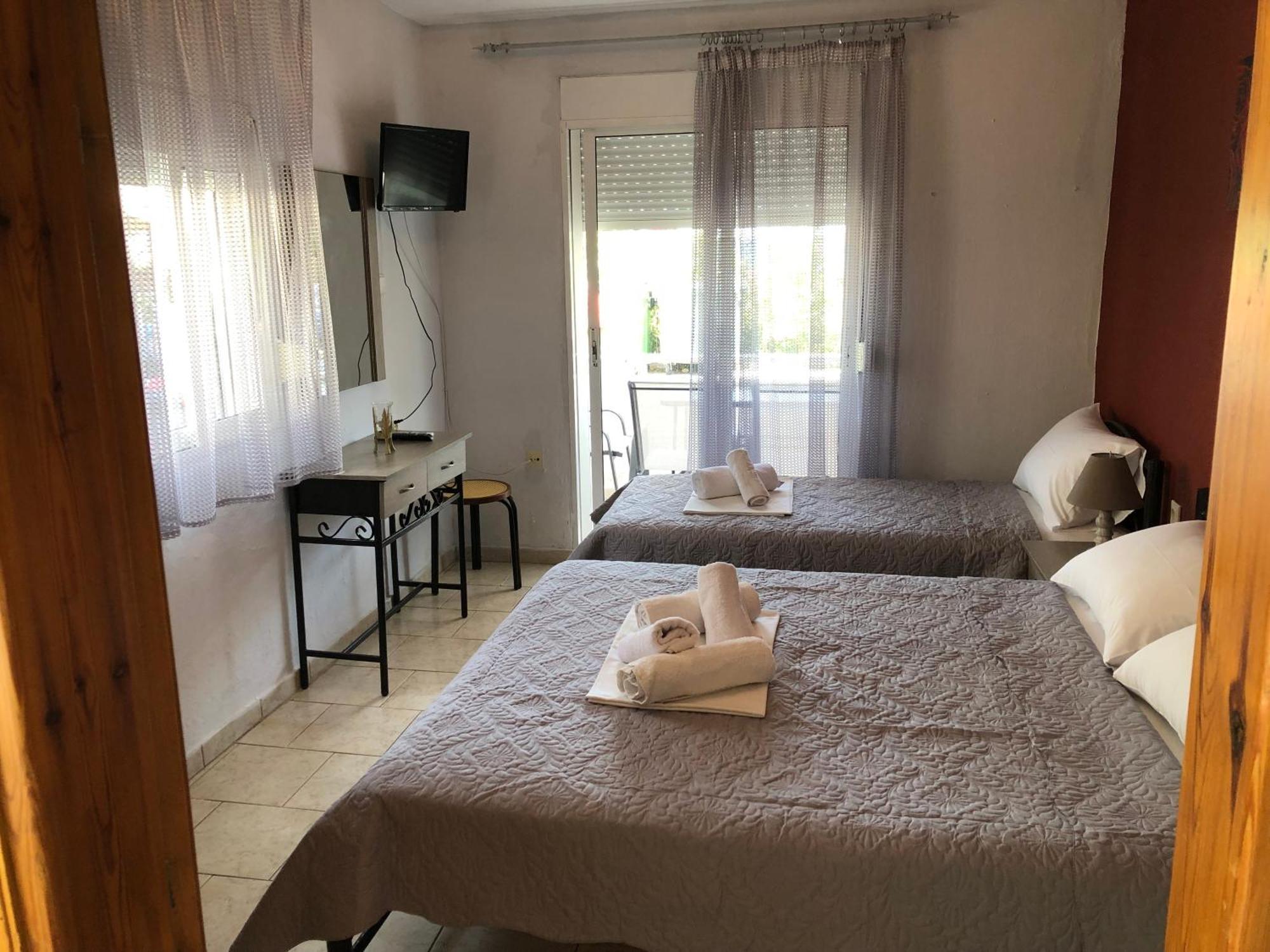 Eudokia Rooms Сарти Екстериор снимка